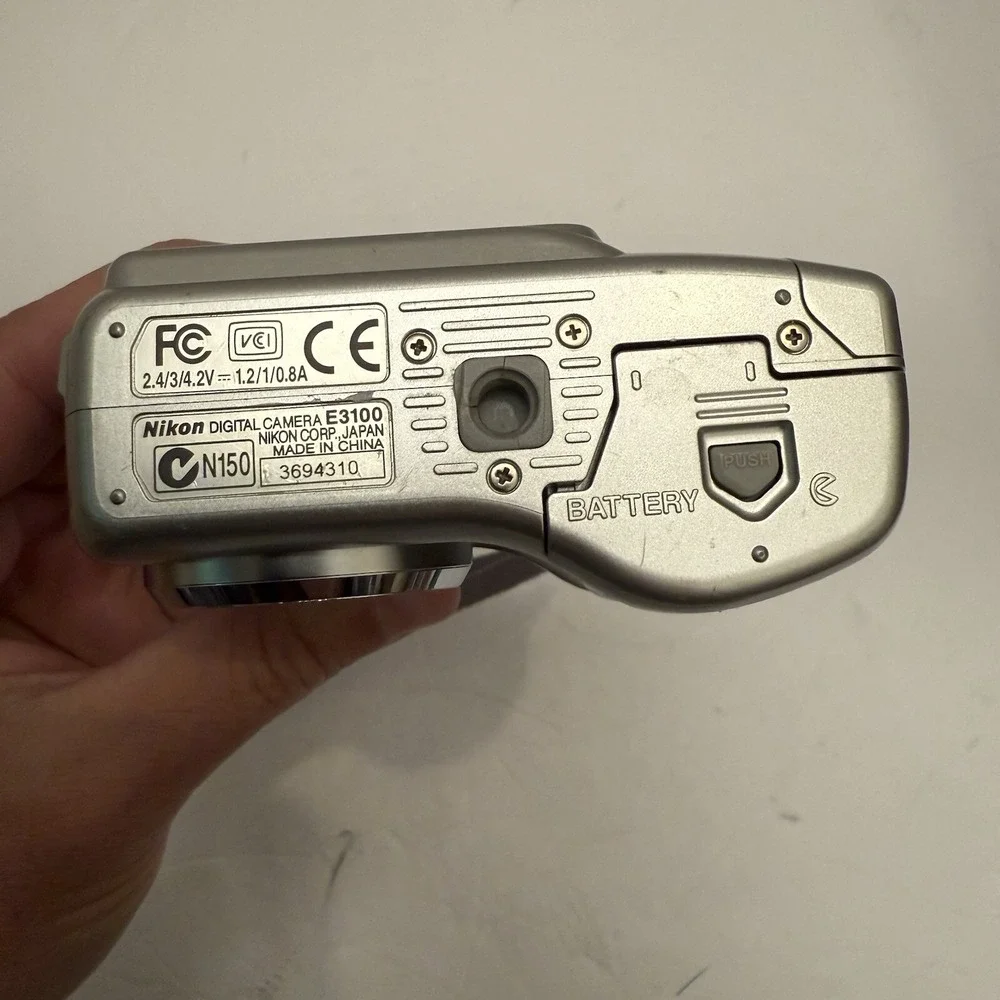 Nikon Digital Camera Coolpix‎ 3100 3.2MP Silver Tested With Memory Card UNTESTED
